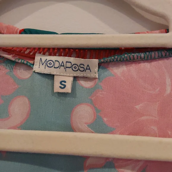 Moda Posa Silky Printed Puff Sleeve Tiered Maxi Dress - Picture 4 of 8